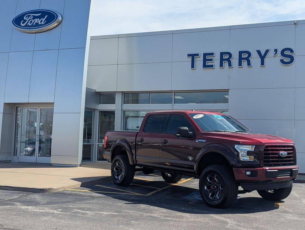 Ruby Red Metallic 2016 Ford F-150 XLT SuperCrew 4WD Pickup Truck Four-Wheel Drive 6-Speed Automatic