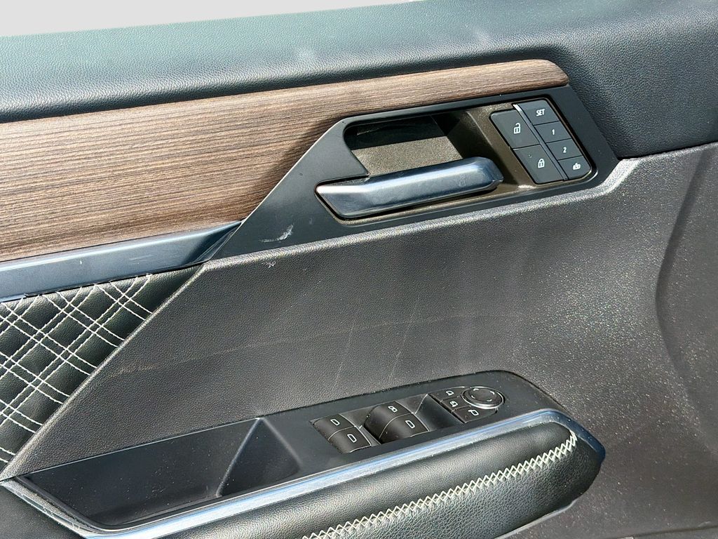 Used 2024 Blue GMC Denali image 18