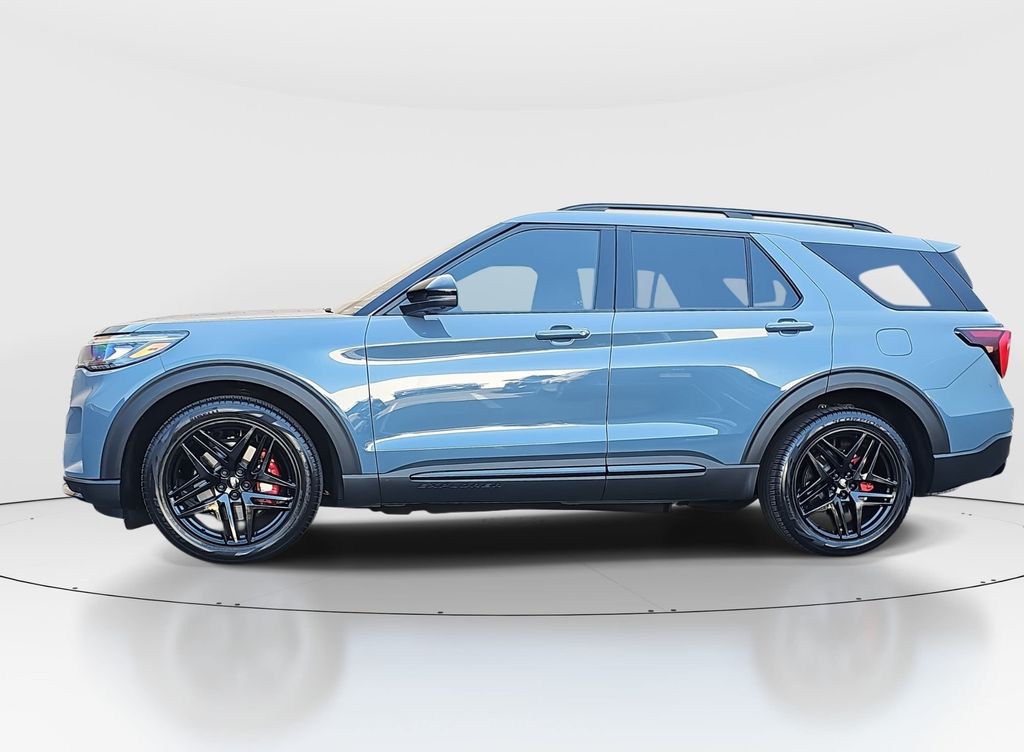 Used 2025 Ford Explorer SUV
