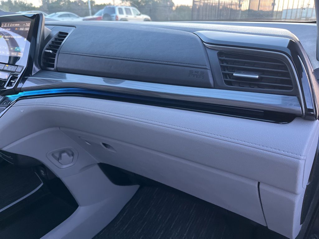 Thumbnail: 2021 Honda Odyssey - 31