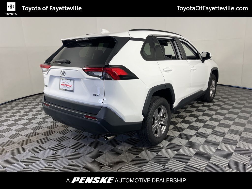 Thumbnail: 2023 Toyota RAV4 - 14