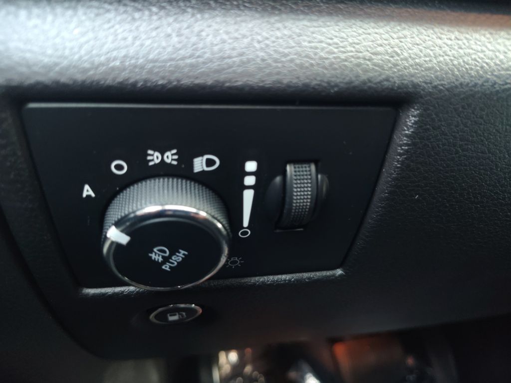 Used Car 2018 Jeep Grand Cherokee  Altitude For Sale Under $20,000 In Austin, Texas