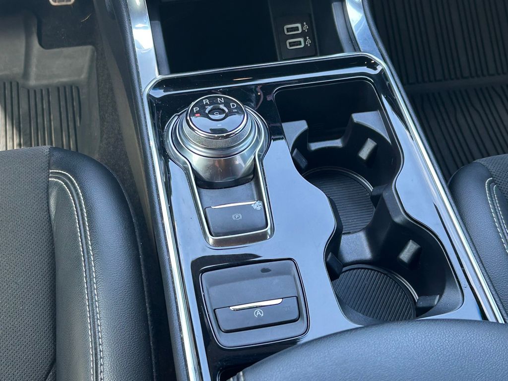 Used 2019 Ford Edge SUV