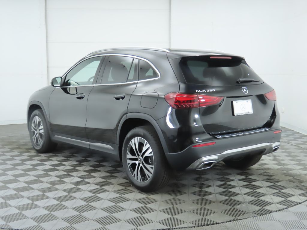 Thumbnail: 2025 Mercedes-Benz GLA - 7