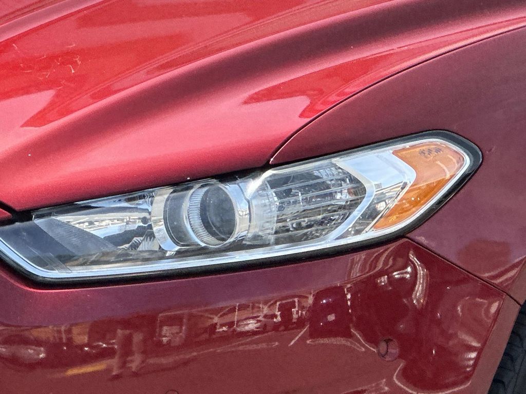 Thumbnail: 2014 Ford Fusion - 3