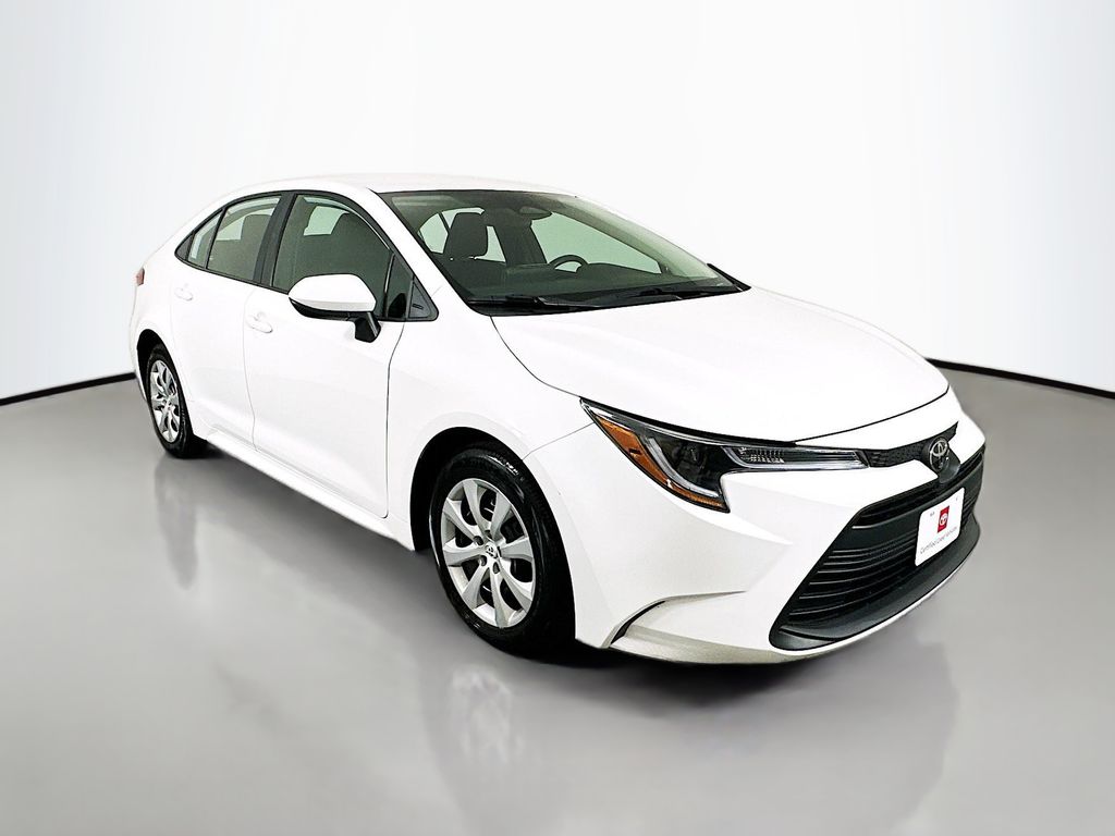 Thumbnail: 2024 Toyota Corolla - 3