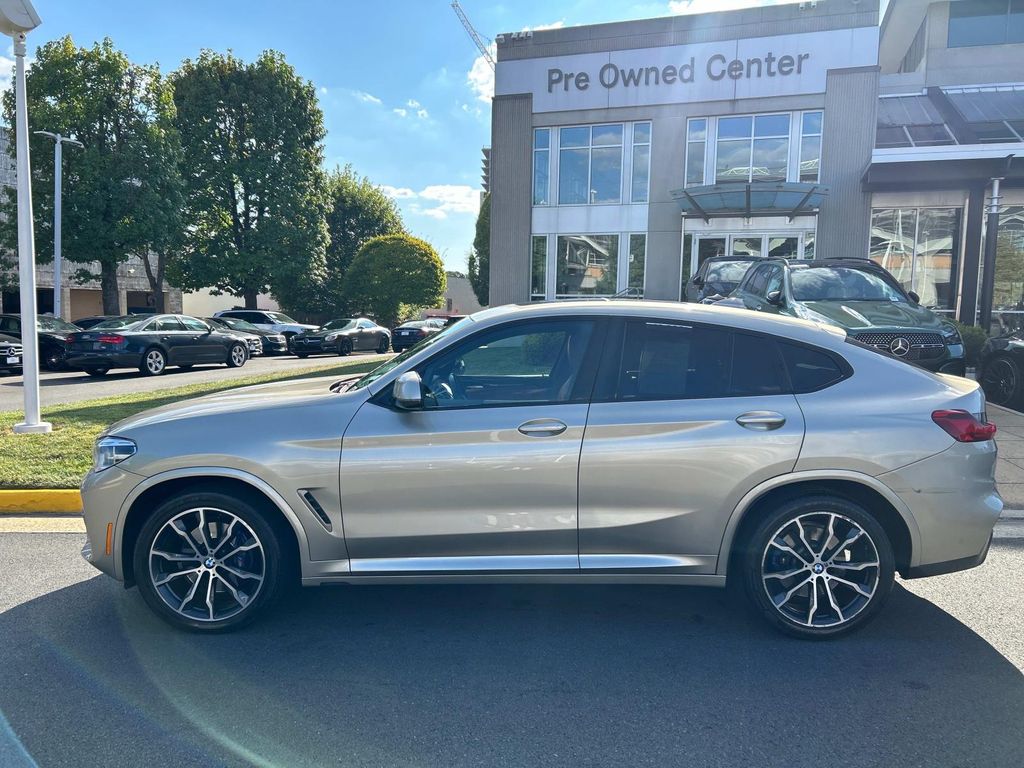 Thumbnail: 2020 BMW X4 - 13