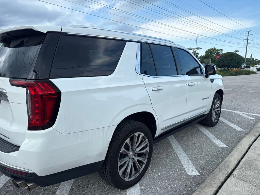 Used 2022 Summit White GMC Denali image 5