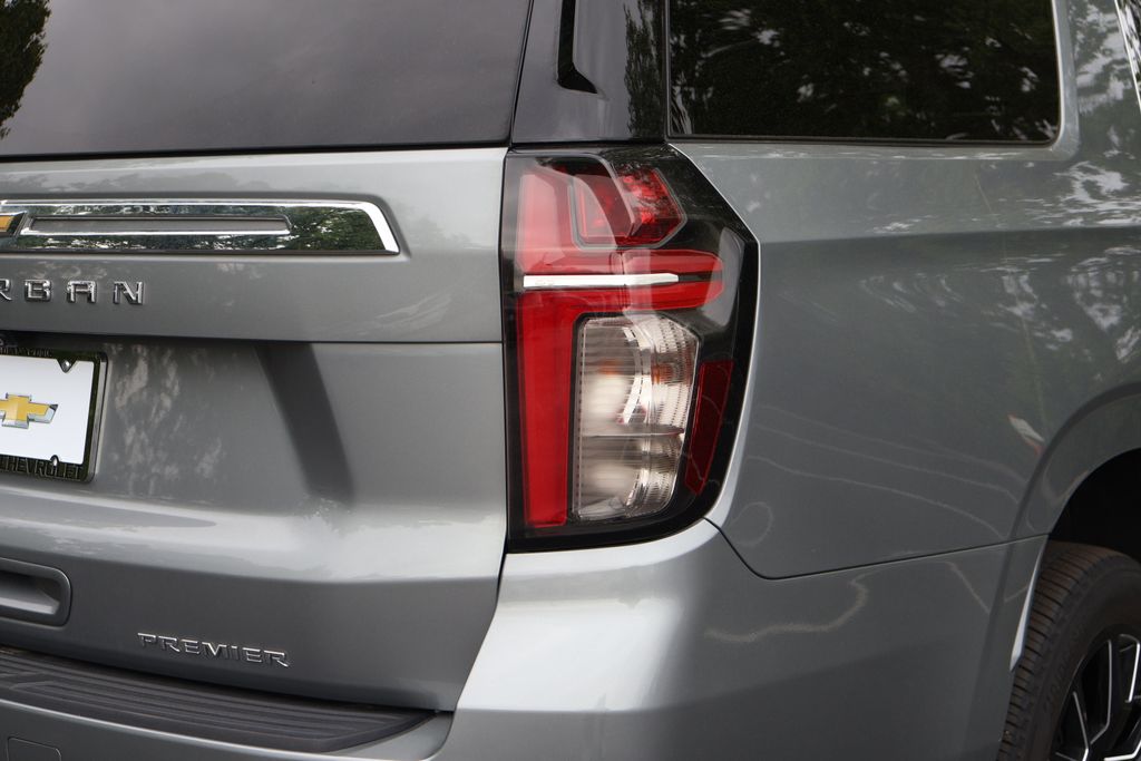 Thumbnail: 2024 Chevrolet Suburban - 10