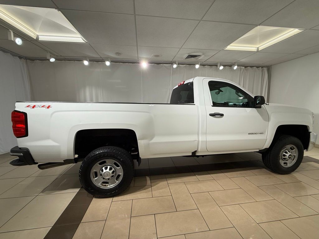 Thumbnail: 2016 Chevrolet Silverado 2500 - 6