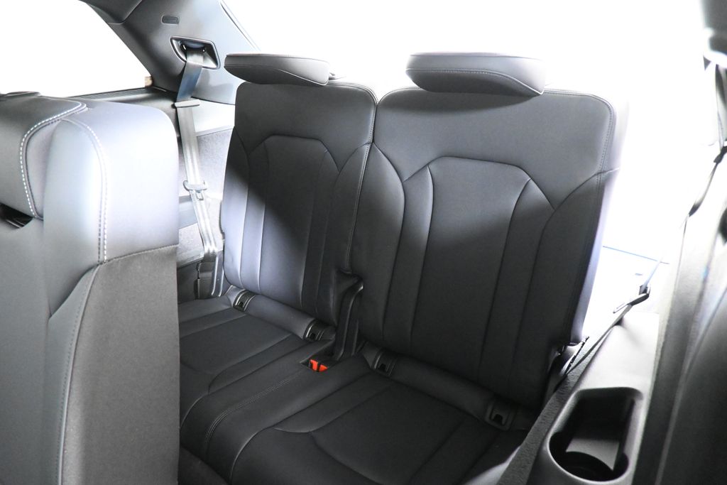 Thumbnail: 2026 Audi Q7 - 29