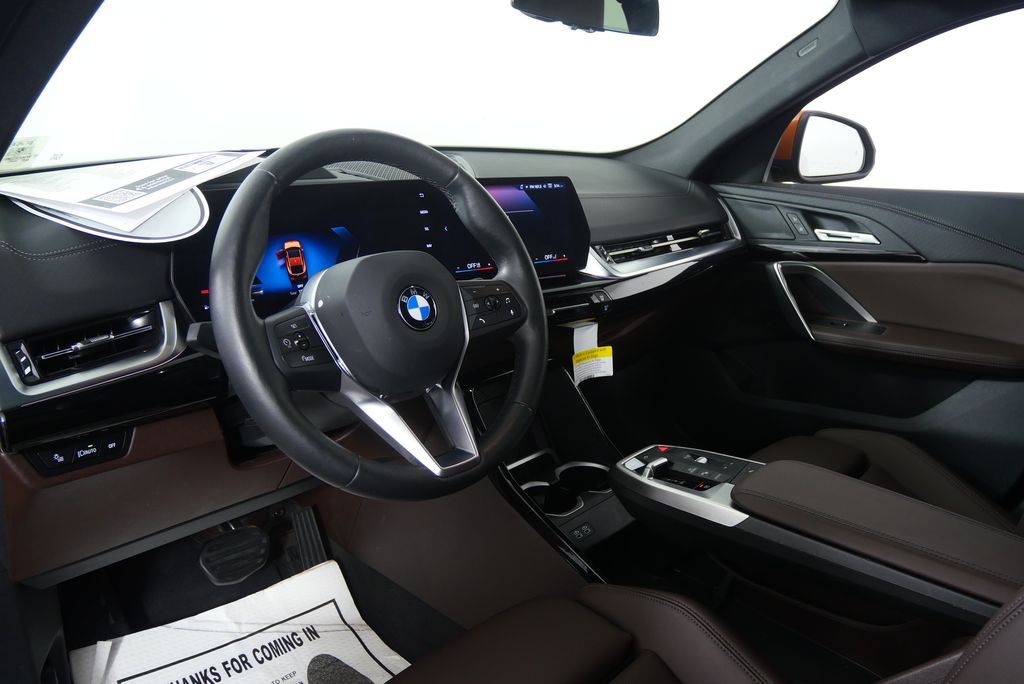 Thumbnail: 2025 BMW X2 - 13