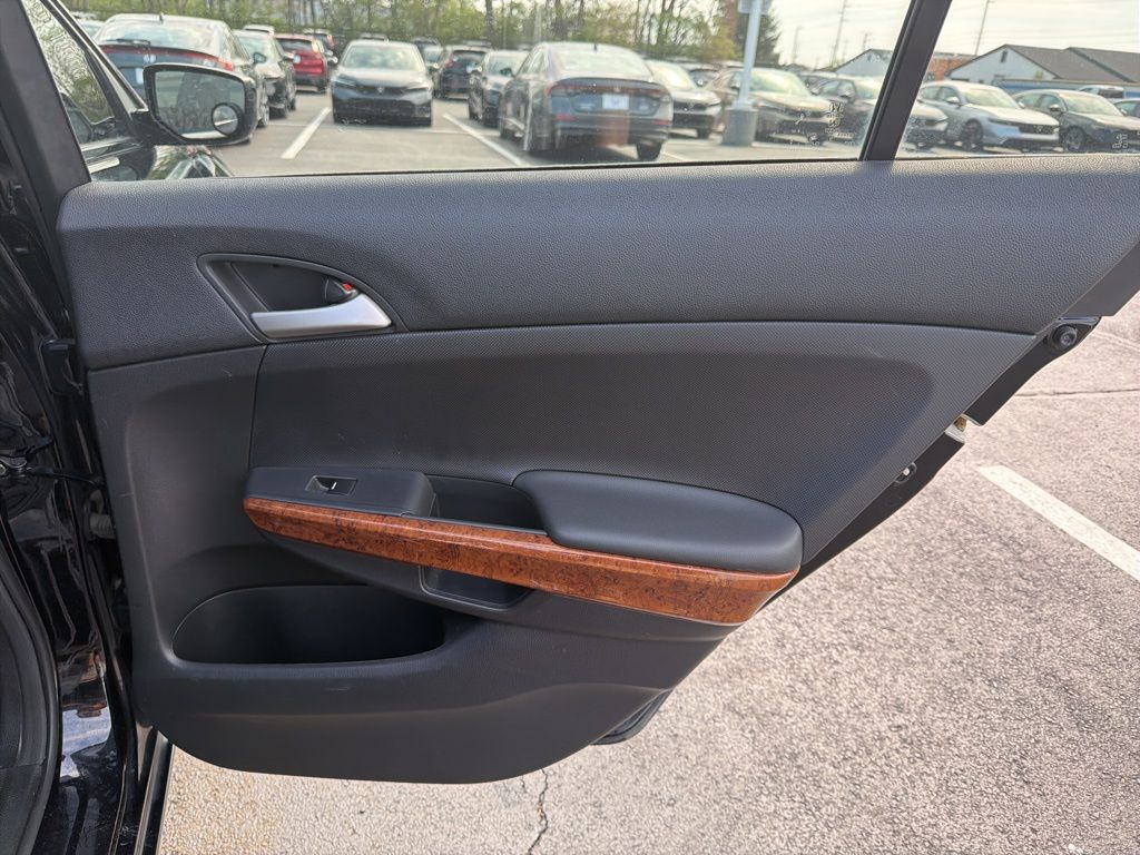 Thumbnail: 2012 Honda Accord - 23