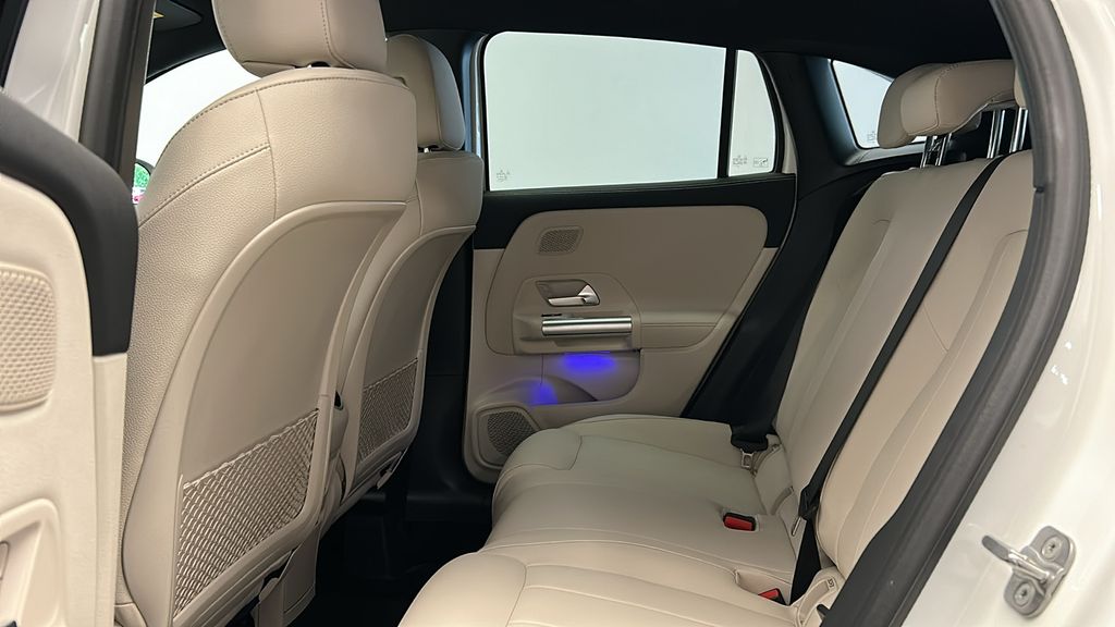 2025 Mercedes-Benz GLA 250 4MATIC 24