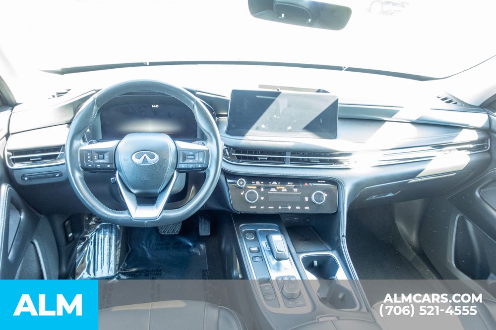 Used 2023 Silver INFINITI LUXE image 26