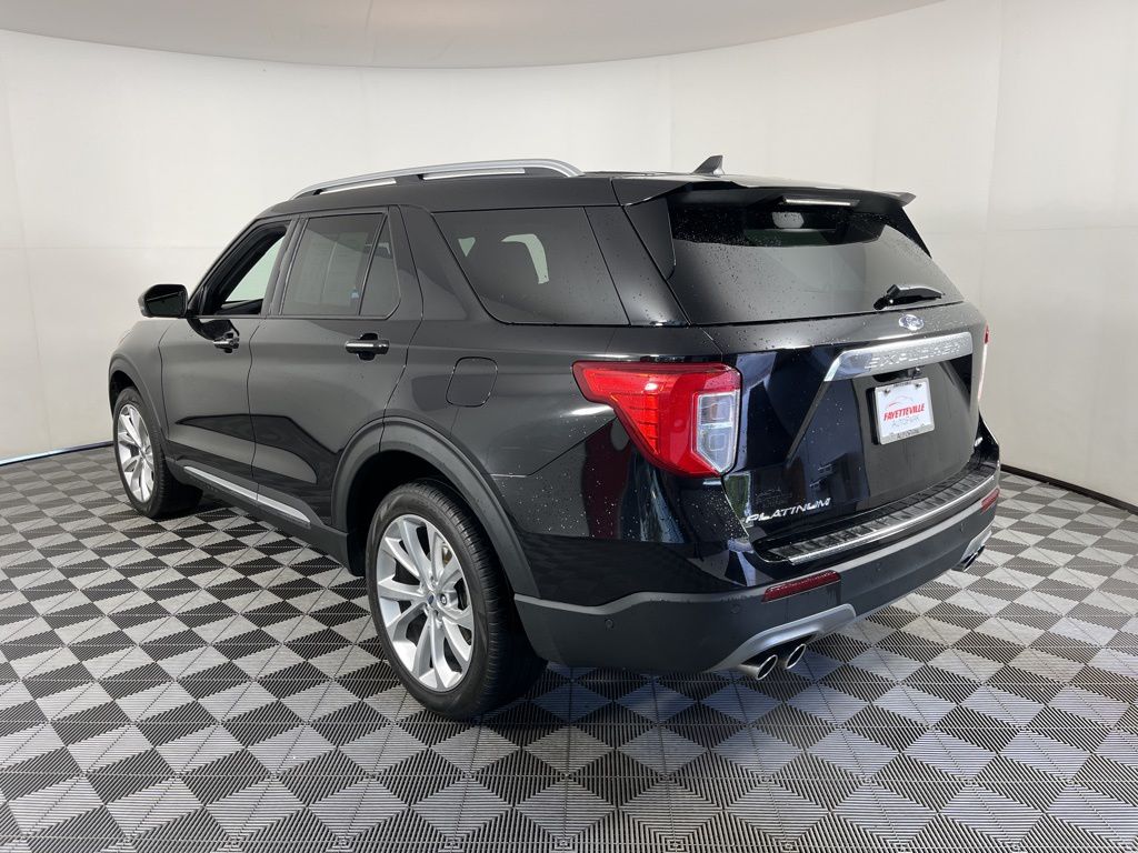 2022 Ford Explorer Platinum 3