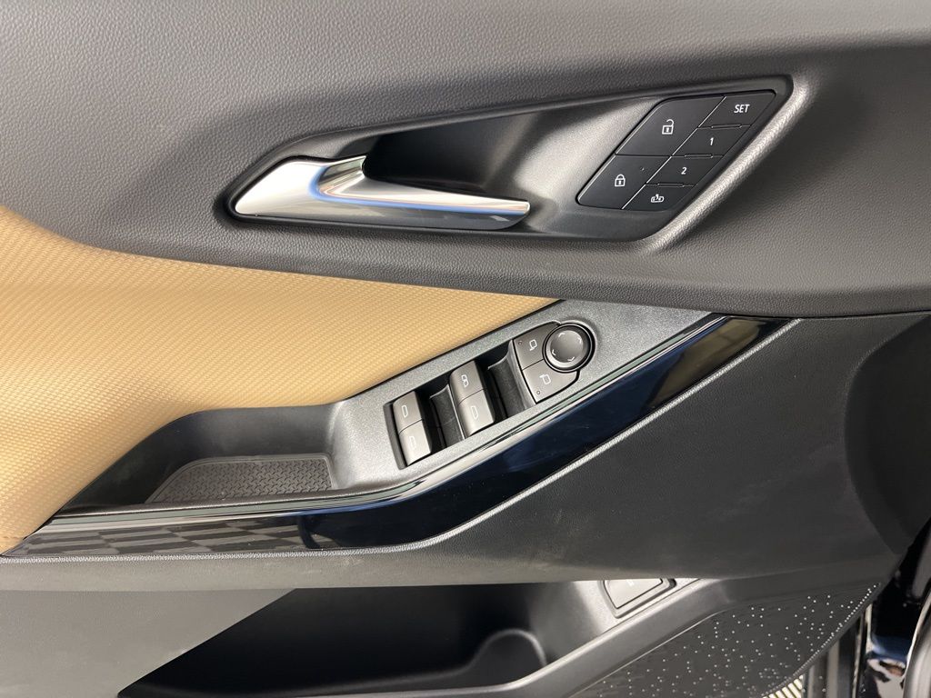 Thumbnail: 2026 Chevrolet Equinox - 28