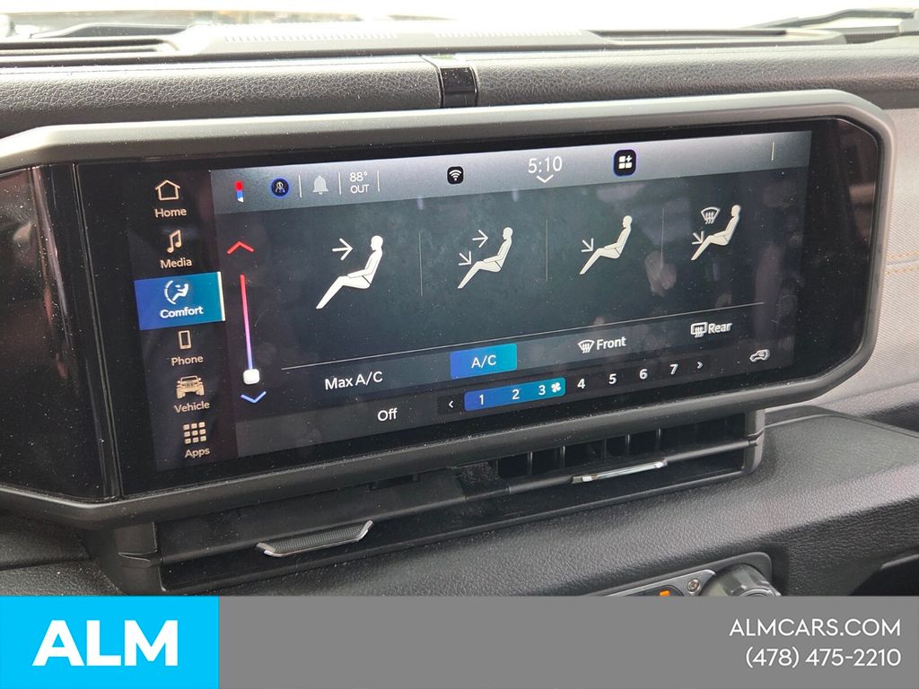 Used 2025 Black Jeep Sport S image 23