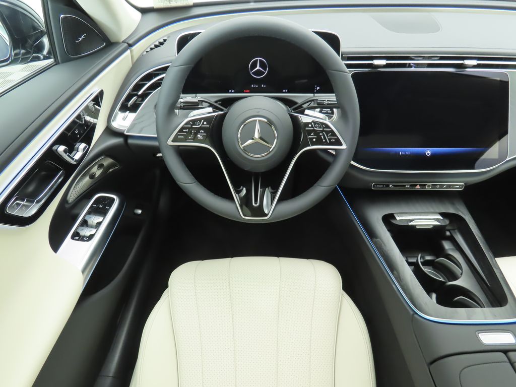 Thumbnail: 2026 Mercedes-Benz E-Class - 10