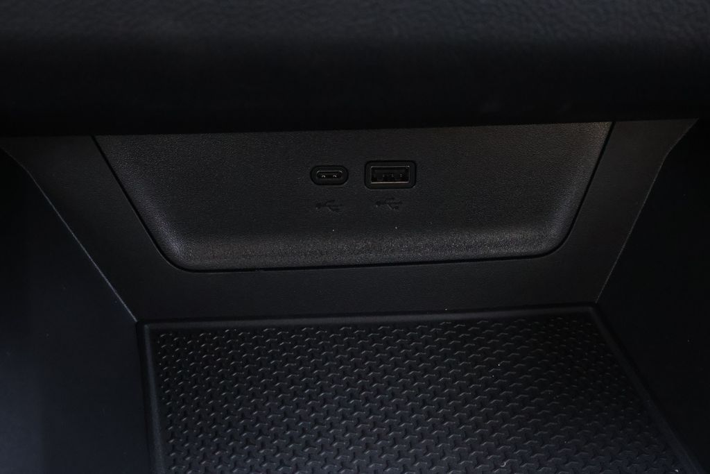 Thumbnail: 2026 Chevrolet Equinox - 29