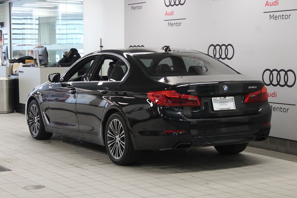 Thumbnail: 2019 BMW 5 Series - 4