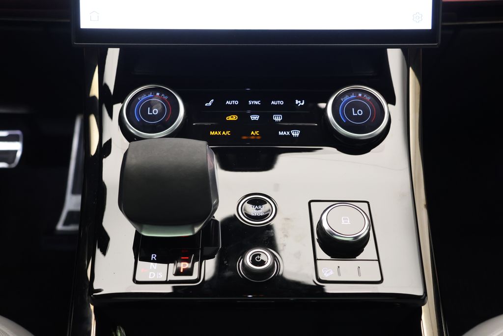 Thumbnail: 2023 Land Rover Range Rover Sport - 23