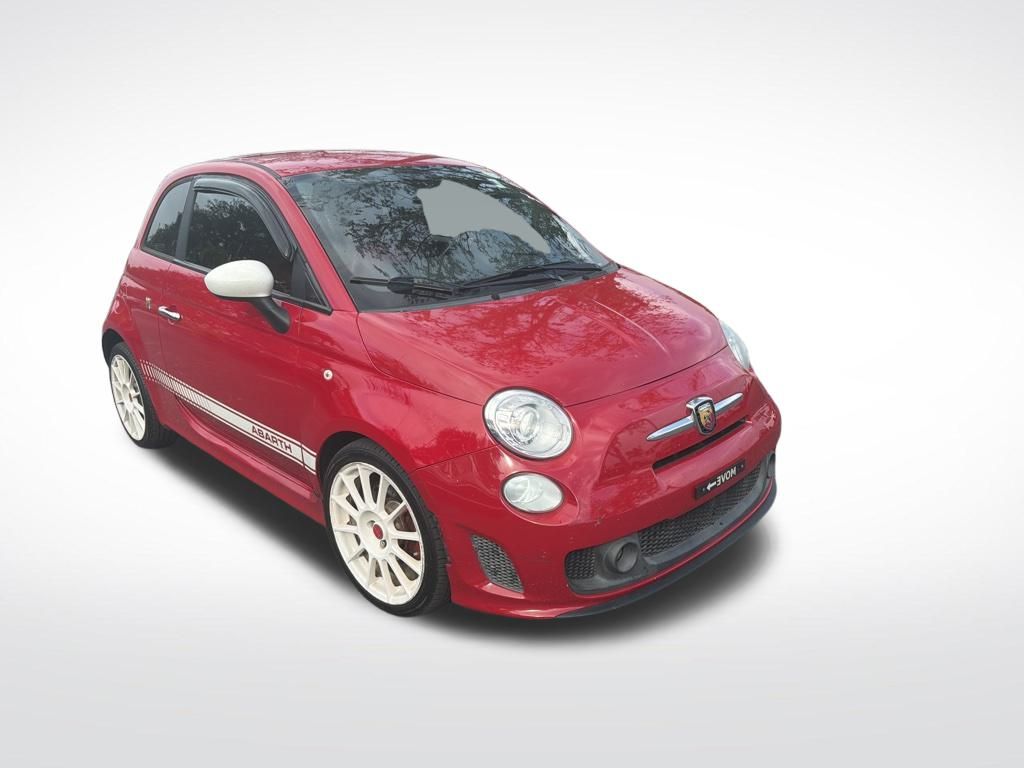 2015 FIAT 500 Abarth's photo