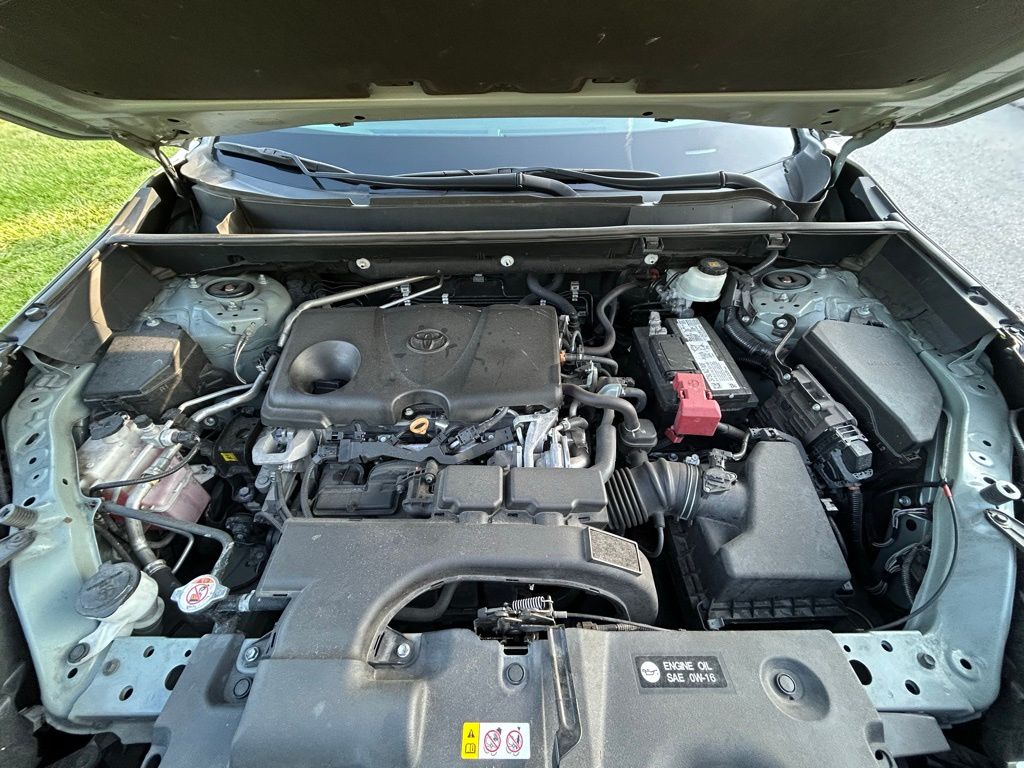 Thumbnail: 2021 Toyota RAV4 - 11