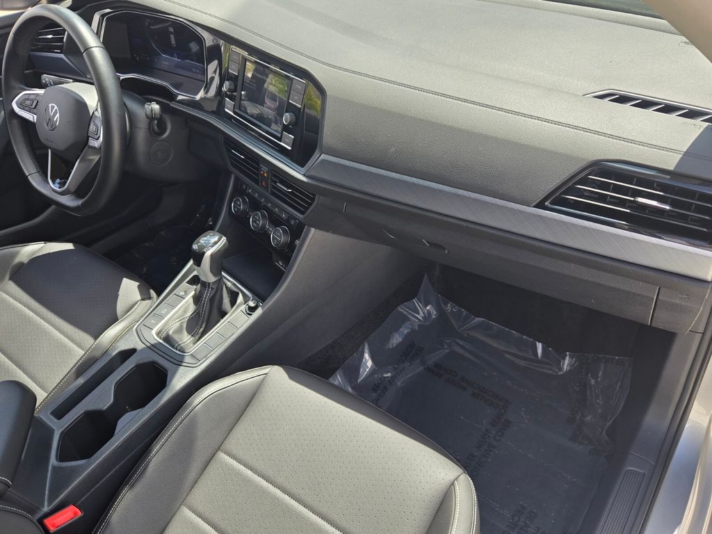 2023 Volkswagen Jetta - $18,500