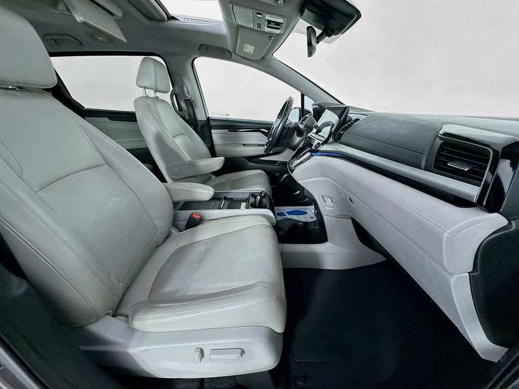 Used Car 2018 Honda Odyssey  Elite For Sale Under $20,000 In Austin, Texas