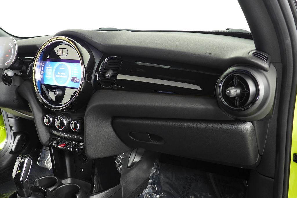 Thumbnail: 2023 MINI Cooper - 14