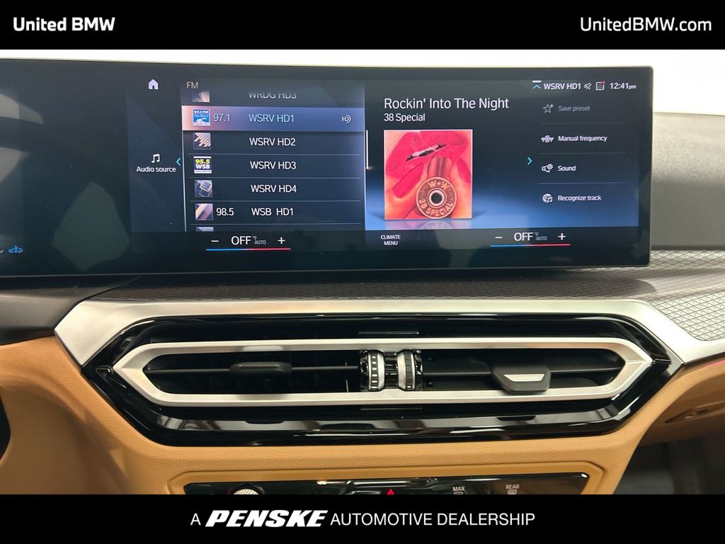 Thumbnail: 2024 BMW 3 Series - 16