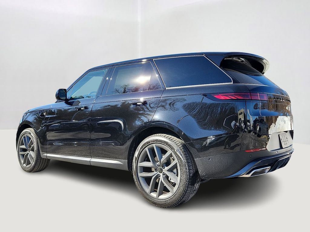 Thumbnail: 2026 Land Rover Range Rover Sport - 4