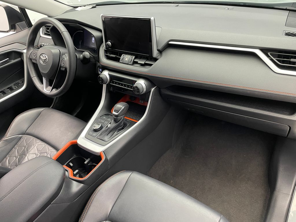 2023 Toyota RAV4 Adventure 16