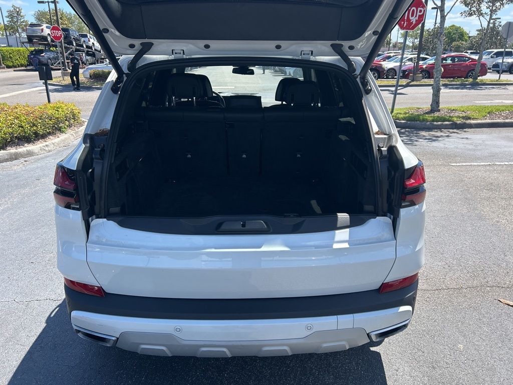 Thumbnail: 2026 BMW X5 - 5