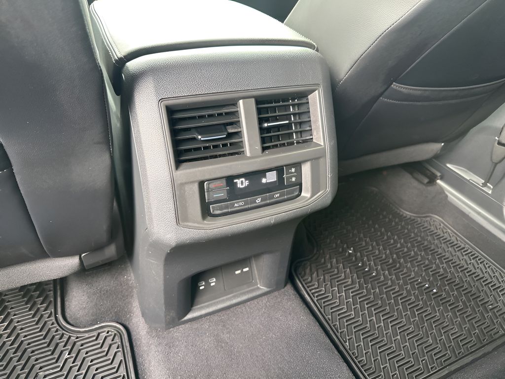 Used Car 2022 Volkswagen Atlas  3.6l V6 Se W/technology For Sale Under $30,000 In Austin, Texas