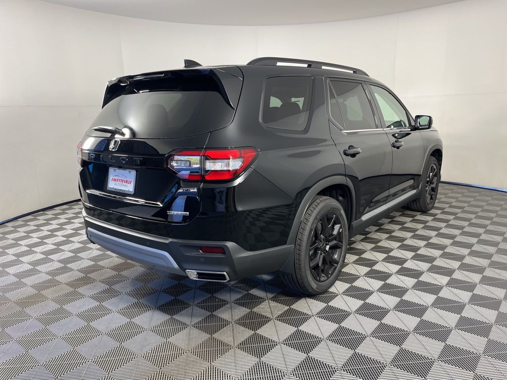 Thumbnail: 2025 Honda Pilot - 5