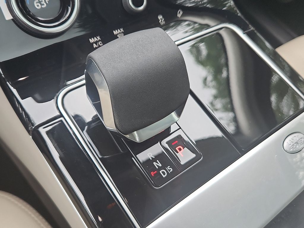 Thumbnail: 2021 Land Rover Range Rover Velar - 14