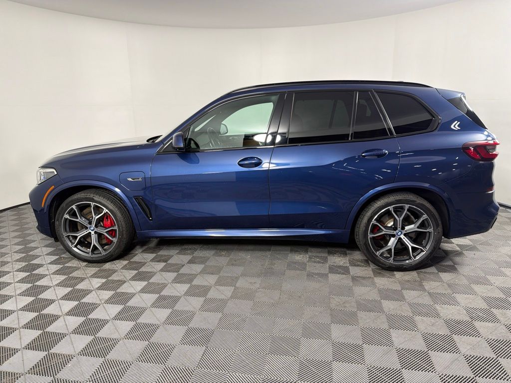 Thumbnail: 2023 BMW X5 - 8