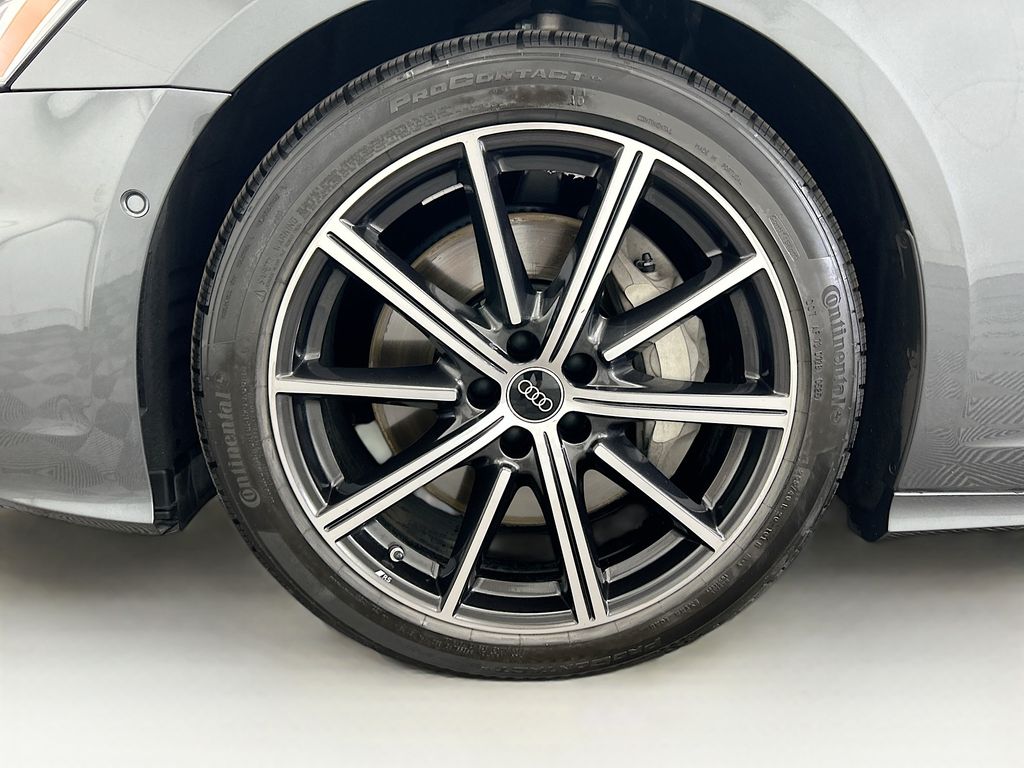 Thumbnail: 2025 Audi A6 - 29