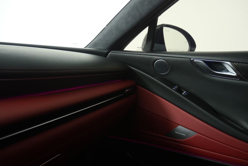 Thumbnail: 2025 Genesis G80 - 27