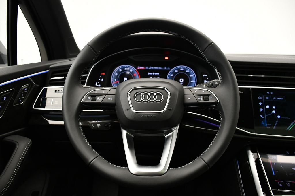 2025 Audi Q7  22