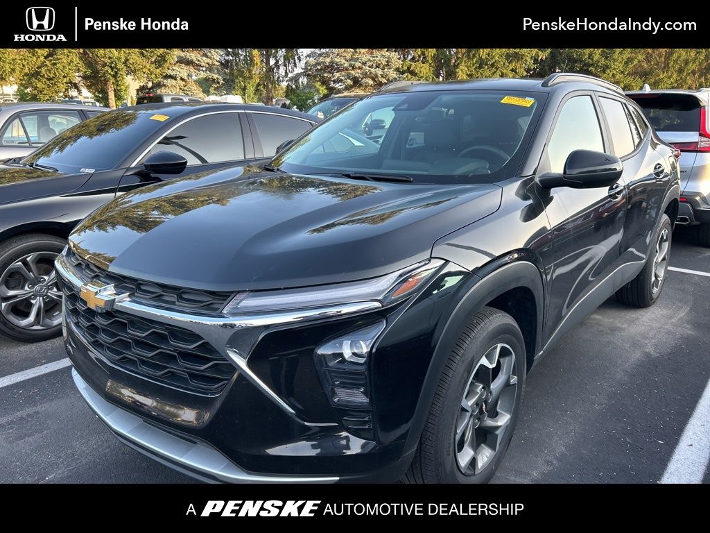 Thumbnail: 2024 Chevrolet Trax - 1