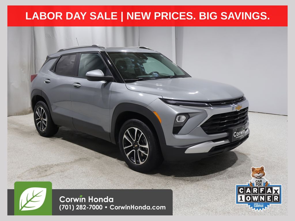 Sterling Gray Metallic 2025 Chevrolet Trailblazer SUV / Crossover Four-Wheel Drive 9-Speed Automatic