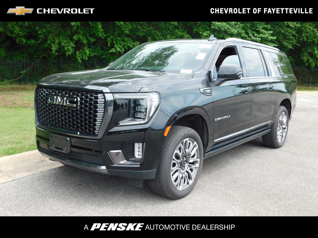 2024 GMC Yukon XL Denali Ultimate Hero Image