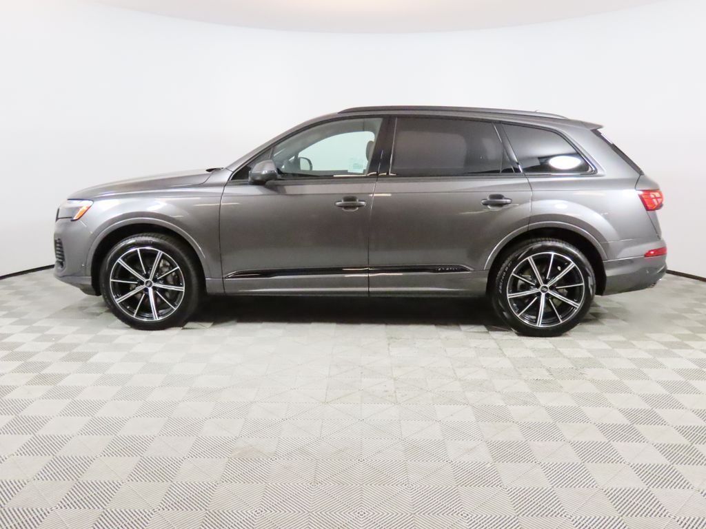 Thumbnail: 2026 Audi Q7 - 2