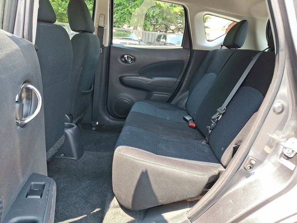 2016 Nissan Versa Note SV 10