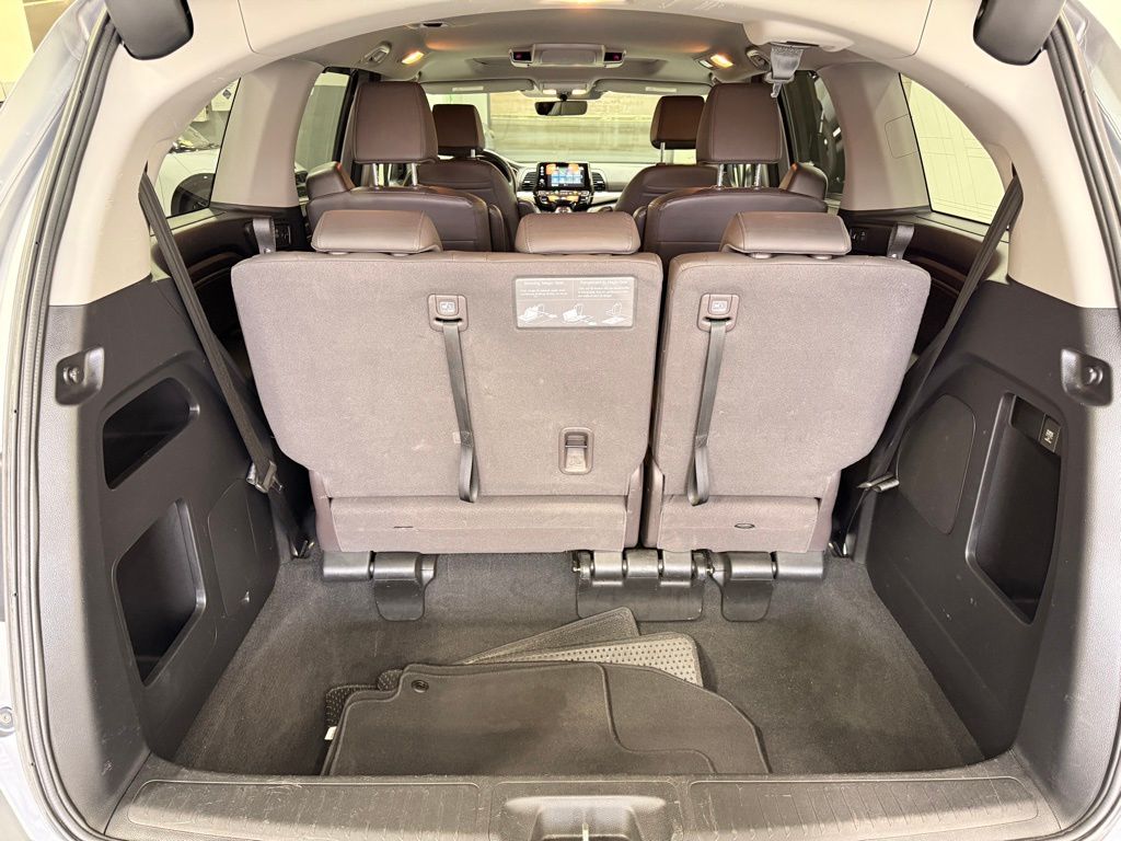 Thumbnail: 2019 Honda Odyssey - 23