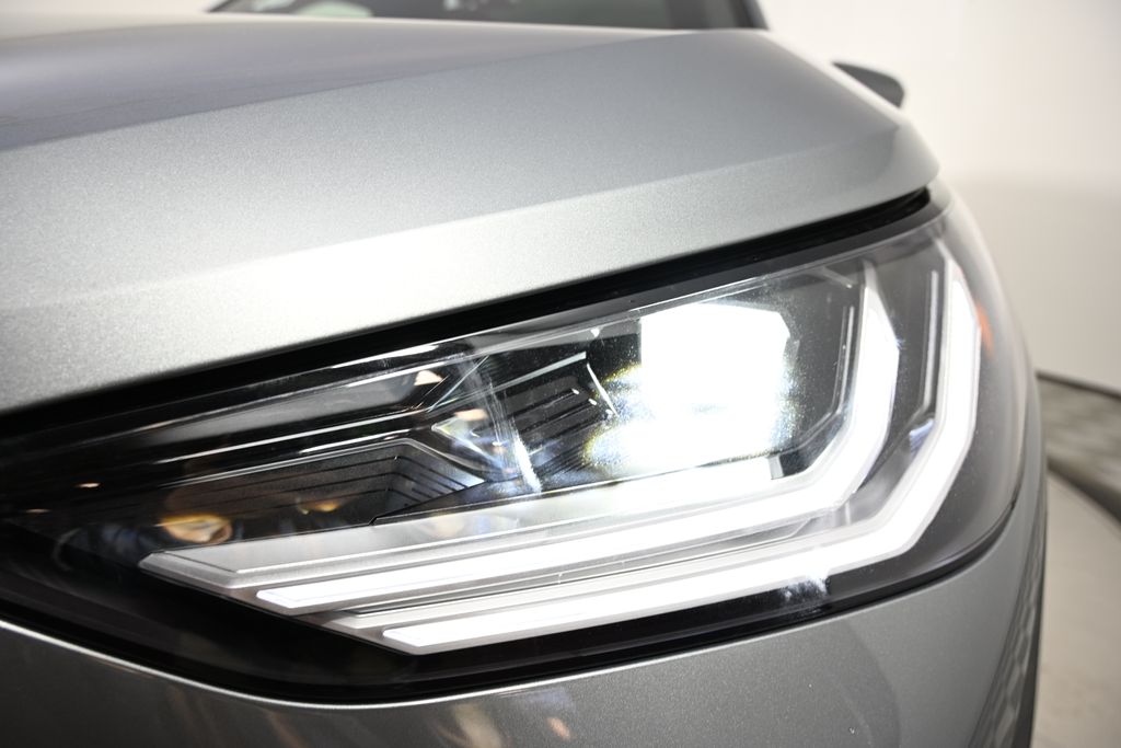 Thumbnail: 2025 BMW X3 - 9