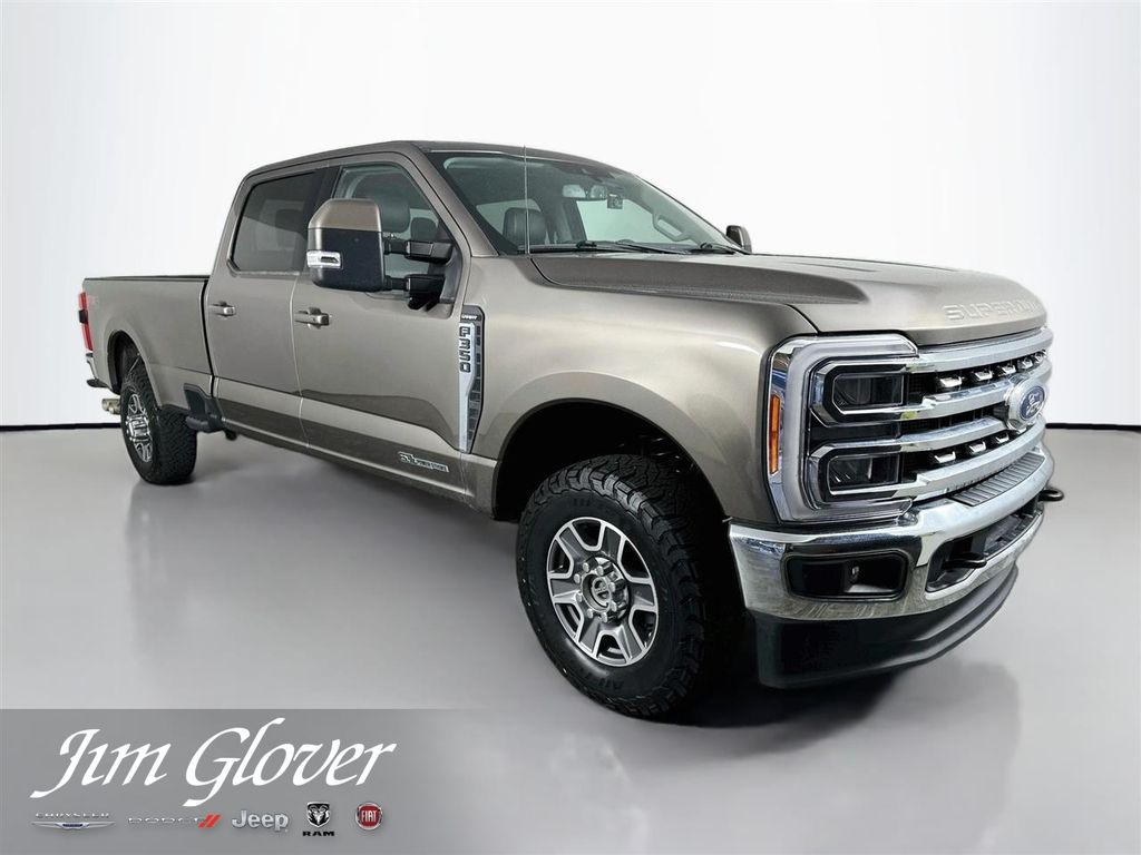2023 Ford F-350 Super Duty Lariat Crew Cab 4WD